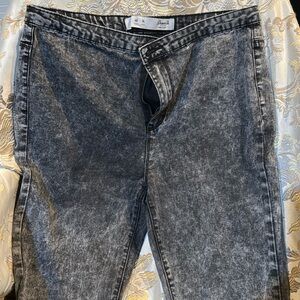 Women’s Jeans